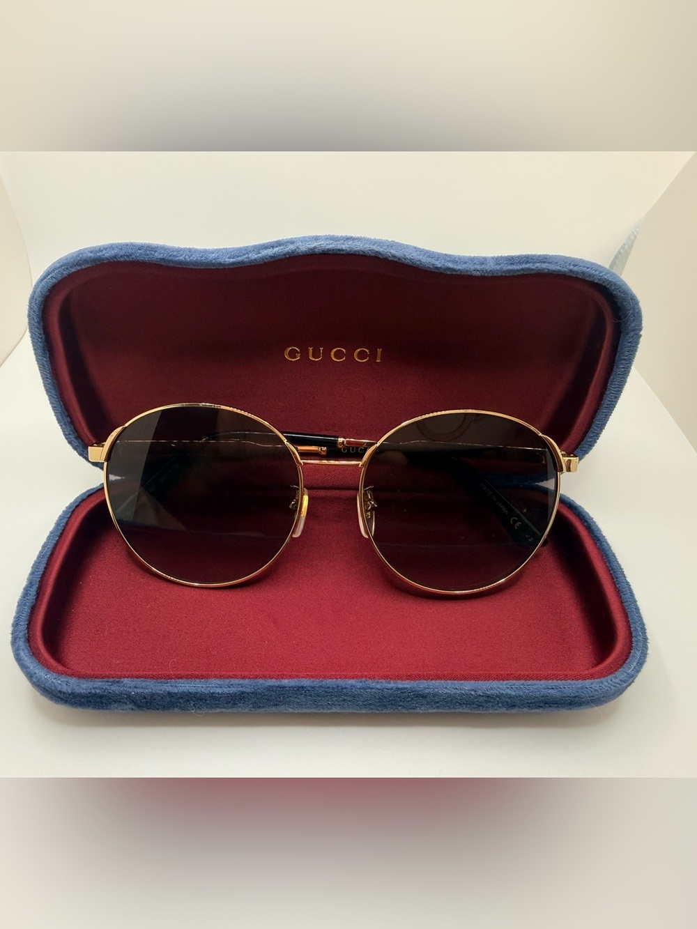 Gucci GG0206SK 001 Gold Round Sunglasses 58mm with Original Case